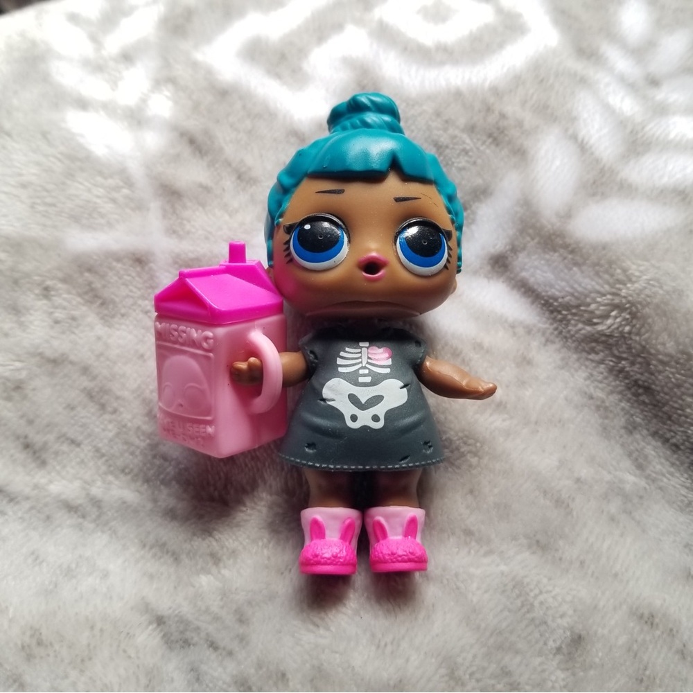 LOL Surprise Doll Sleepy Bones Series 3 Confetti Pop #3-032 Near Complete